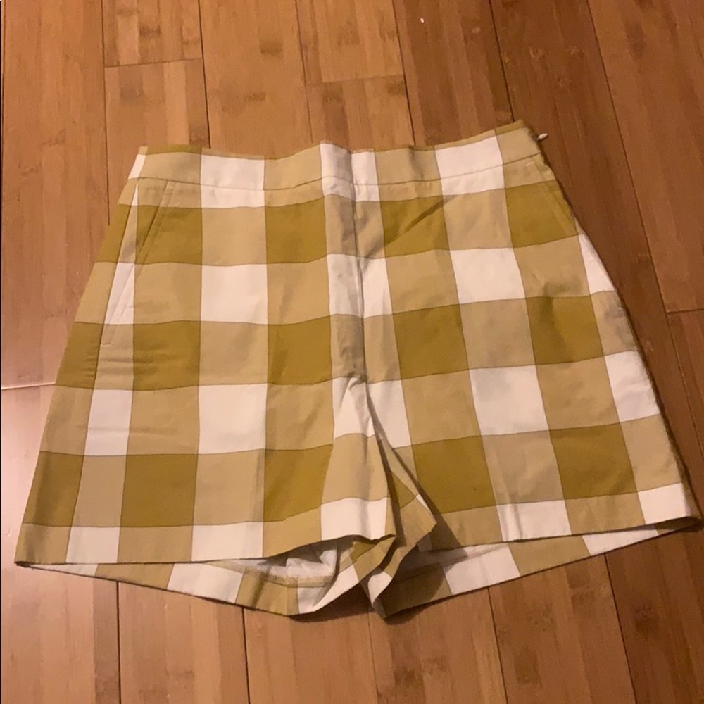 NWT ANN TAYLOR CHECKERED SHORTS